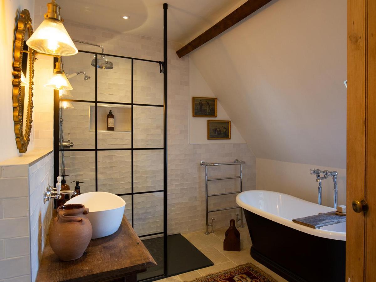 Little Oakley Cottage Sandford St Martin Экстерьер фото
